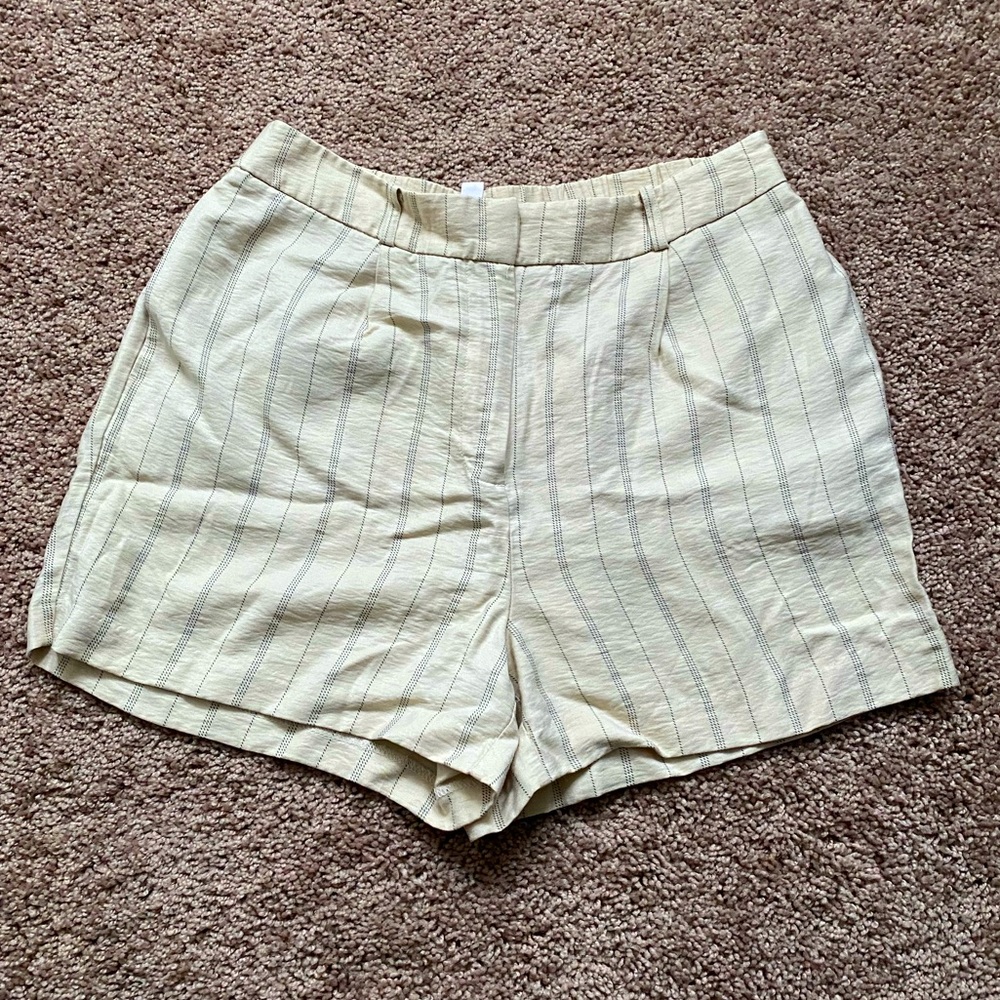 NWOT Women's Cream Striped Shorts